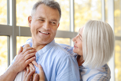 闯关救生员扯掉胸罩